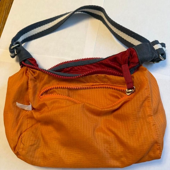 Abercrombie & Fitch Y2K Nylon Hobo Shoulder Bag Red Orange Sporty - Picture 7 of 8